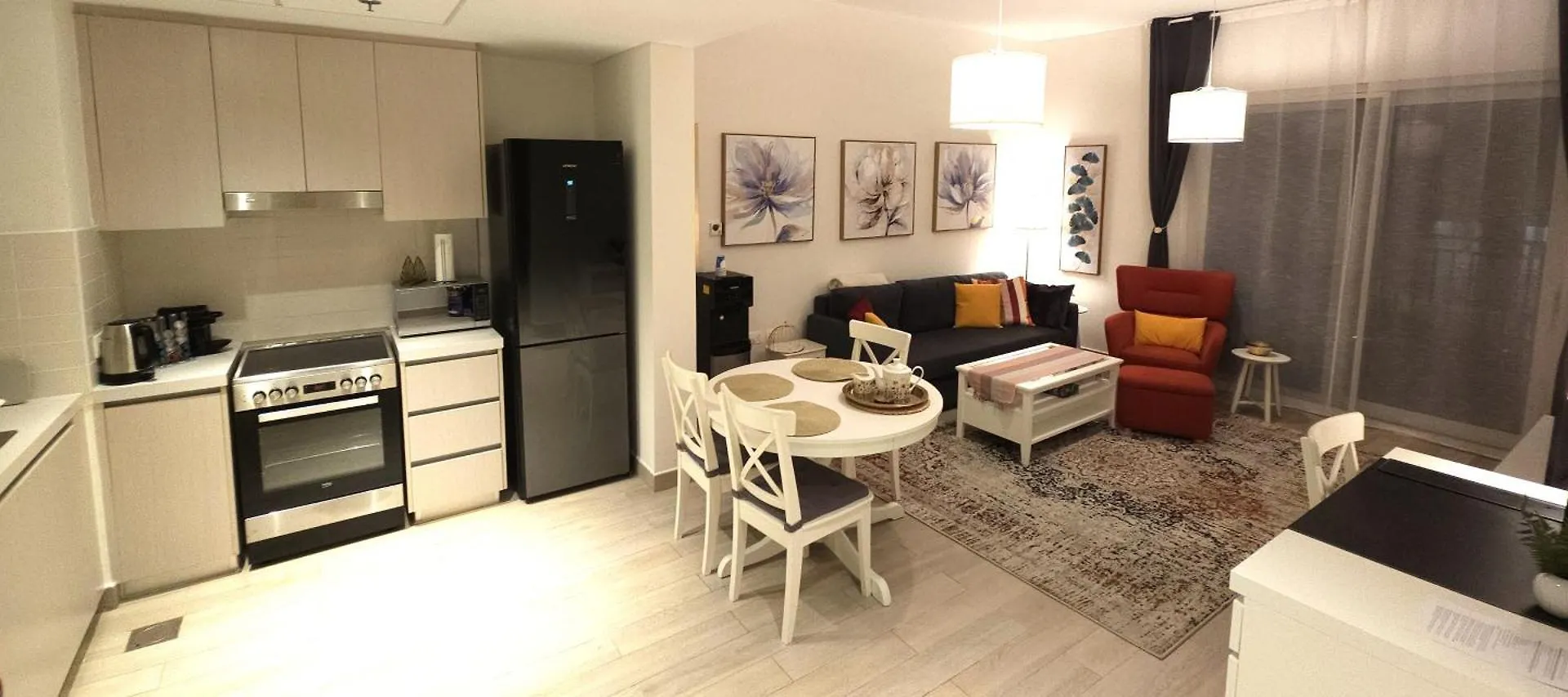 Yas Azure Holiday Home أبو ظبي شقة